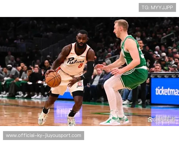 凯尔特人迎战活塞，布朗PK坎宁安，谁能掌控赛场？